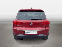 VW Tiguan Sky TSI BMT in wild cherry metallic