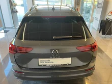 VW Golf Variant Business TSI in Delfingrau Metallic