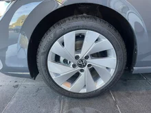 VW Golf Variant Business TSI in Delfingrau Metallic