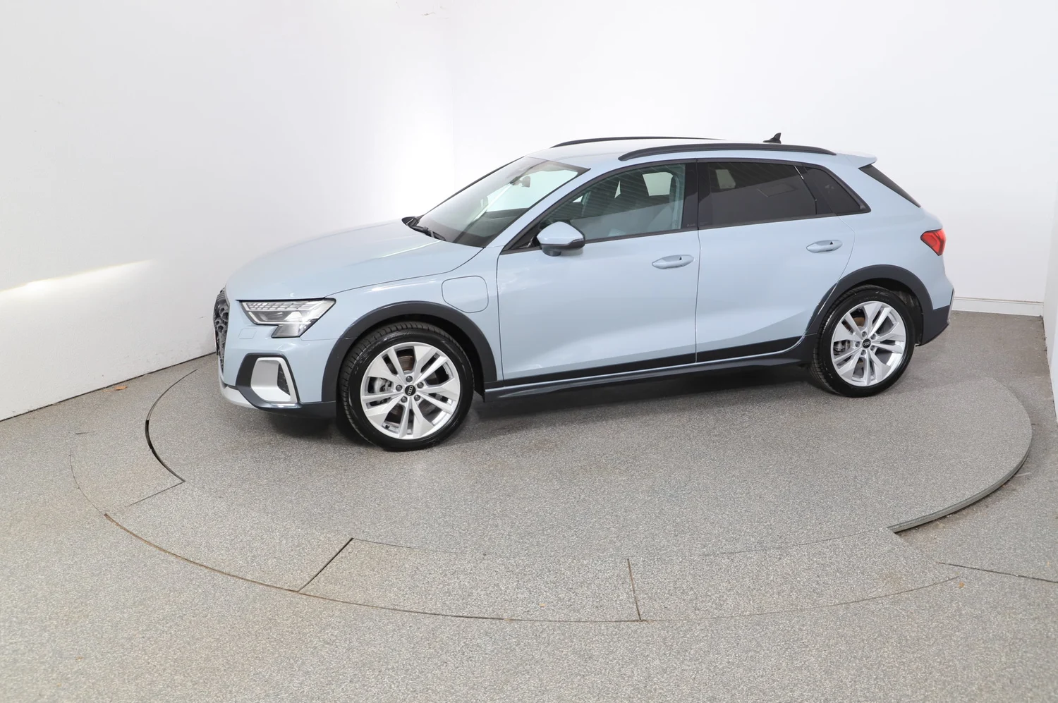 Bild eines Audi A3 allstreet 40 TFSI e