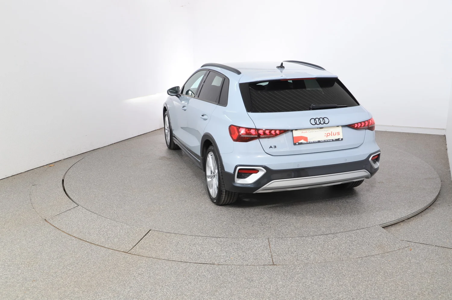 Bild eines Audi A3 allstreet 40 TFSI e