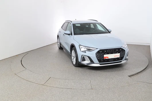 Bild eines Audi A3 allstreet 40 TFSI e