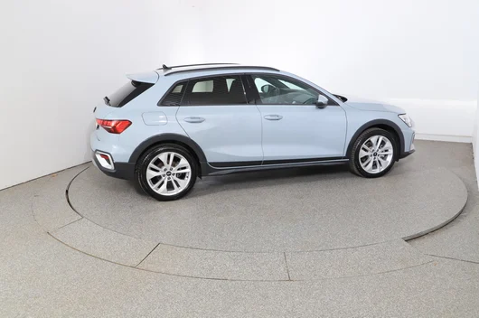 Bild eines Audi A3 allstreet 40 TFSI e