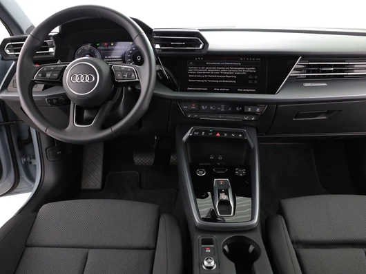 Bild eines Audi A3 allstreet 40 TFSI e
