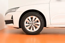 Škoda Octavia Combi Selection TSI in Alaska-Weiß