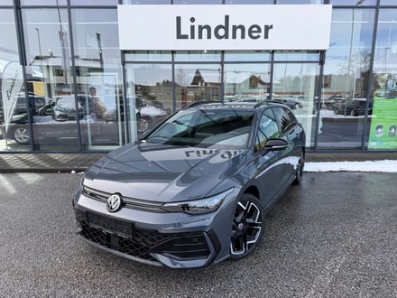 VW Golf Variant Sport mHeV DSG