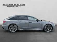 Audi RS6 Avant RS 6 Avant 4.0 TFSI quattro in MYTHOSSCHWARZ METALLIC