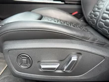 Audi RS6 Avant RS 6 Avant 4.0 TFSI quattro in MYTHOSSCHWARZ METALLIC