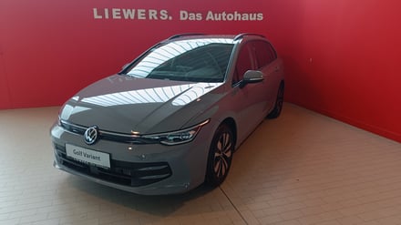 VW Golf Variant Business mHeV DSG
