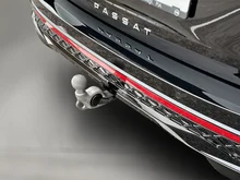 VW Passat Variant Sport TDI 4MOTION DSG in Grenadillschwarz Metallic