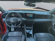VW Tiguan Sport TDI 4MOTION DSG in Persimmon Red Metallic