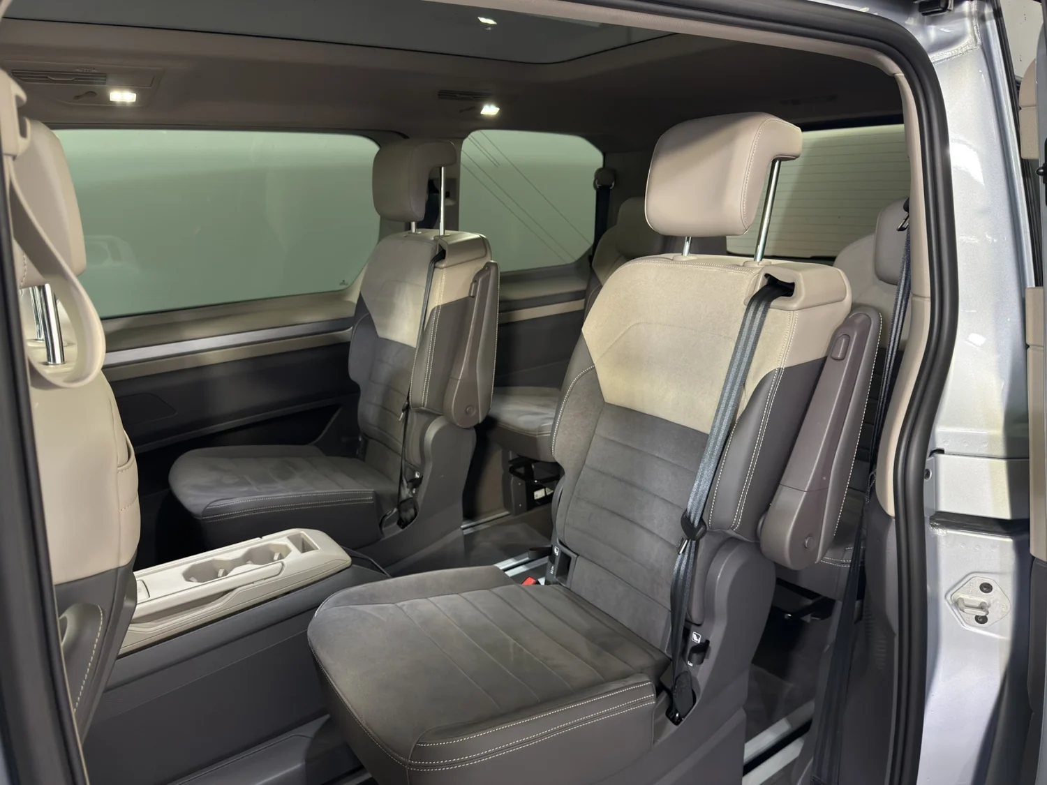 Bild eines VW Multivan Edition eHybrid 180 kW 4MOTION