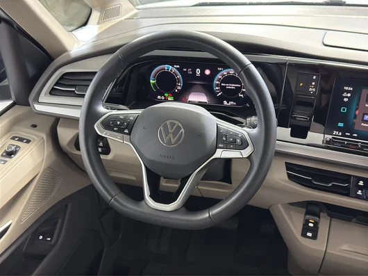 Bild eines VW Multivan Edition eHybrid 180 kW 4MOTION