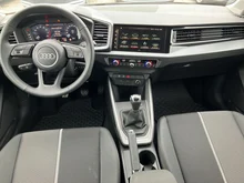 Audi A1 Sportback 30 TFSI intense in Cortinaweiss