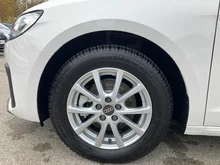 Audi A1 Sportback 30 TFSI intense in Cortinaweiss