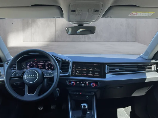 Bild eines Audi A1 allstreet 30 TFSI