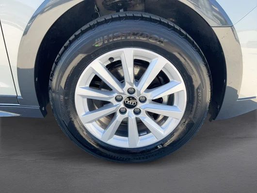 Bild eines Audi A1 allstreet 30 TFSI