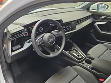 Audi A3 Sportback 30 TFSI in Gletscherweiß Metallic