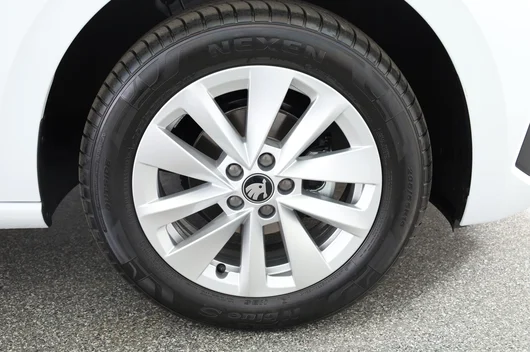Bild eines Škoda Scala Essence TSI