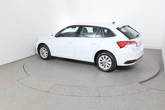 Bild eines Škoda Scala Essence TSI
