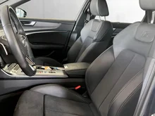 Audi A6 Avant 40 TDI quattro Sport in FIRMAMENTBLAU METALLIC