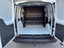 VW Caddy Cargo TDI in Candyweiß