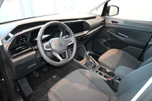 VW Caddy TDI 4MOTION in Deepblack Perleffekt