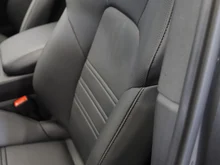Porsche Cayenne E-Hybrid Black Edition in quarzitgraumetallic