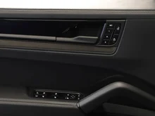 Porsche Cayenne E-Hybrid Black Edition in quarzitgraumetallic