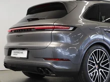 Porsche Cayenne E-Hybrid Black Edition in quarzitgraumetallic