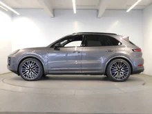 Porsche Cayenne E-Hybrid Black Edition in quarzitgraumetallic
