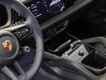 Porsche Cayenne E-Hybrid Black Edition in quarzitgraumetallic