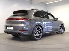 Porsche Cayenne E-Hybrid Black Edition in quarzitgraumetallic
