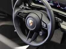 Porsche Cayenne E-Hybrid Black Edition in quarzitgraumetallic