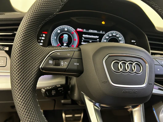 Bild eines Audi Q8 50 TDI quattro
