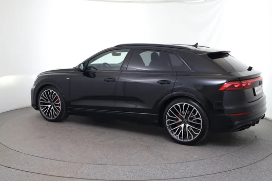Bild eines Audi Q8 50 TDI quattro
