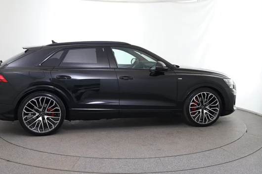 Bild eines Audi Q8 50 TDI quattro