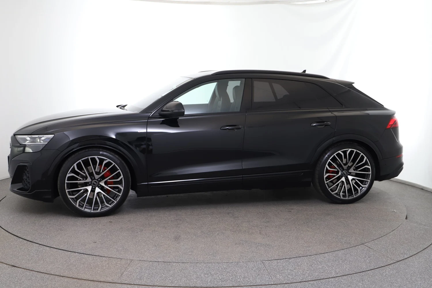 Bild eines Audi Q8 50 TDI quattro