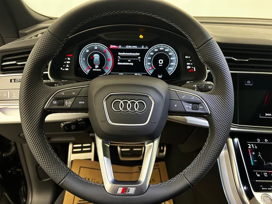 Bild eines Audi Q8 50 TDI quattro