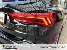 Audi Q3 e-tron 45 TFSI e S line exterieur in Mythosschwarz Metallic