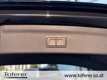 Audi Q3 e-tron 45 TFSI e S line exterieur in Mythosschwarz Metallic