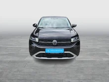 VW T-Cross 4Me TSI in Deep Black Perleffekt
