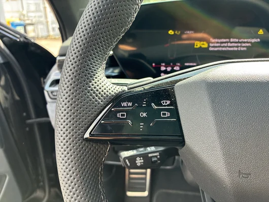 Bild eines Audi A6 Avant e-hybrid quattro 270 kW
