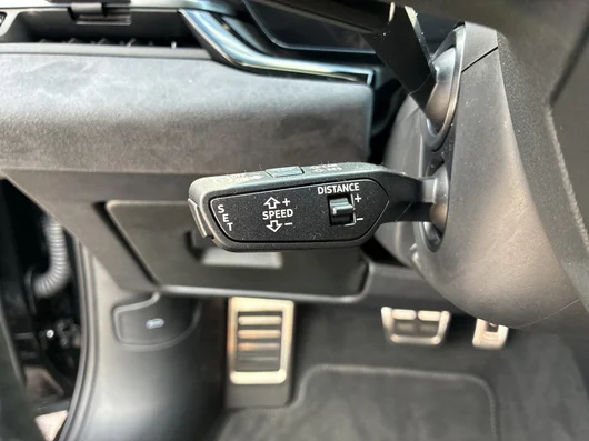 Bild eines Audi A6 Avant e-hybrid quattro 270 kW