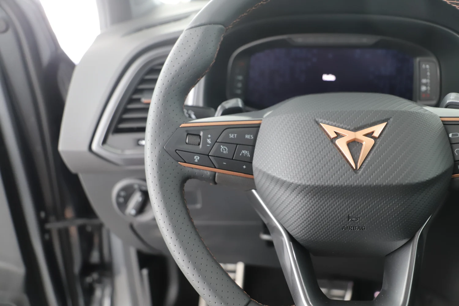 Bild eines CUPRA Ateca 1.5 TSI DSG 150