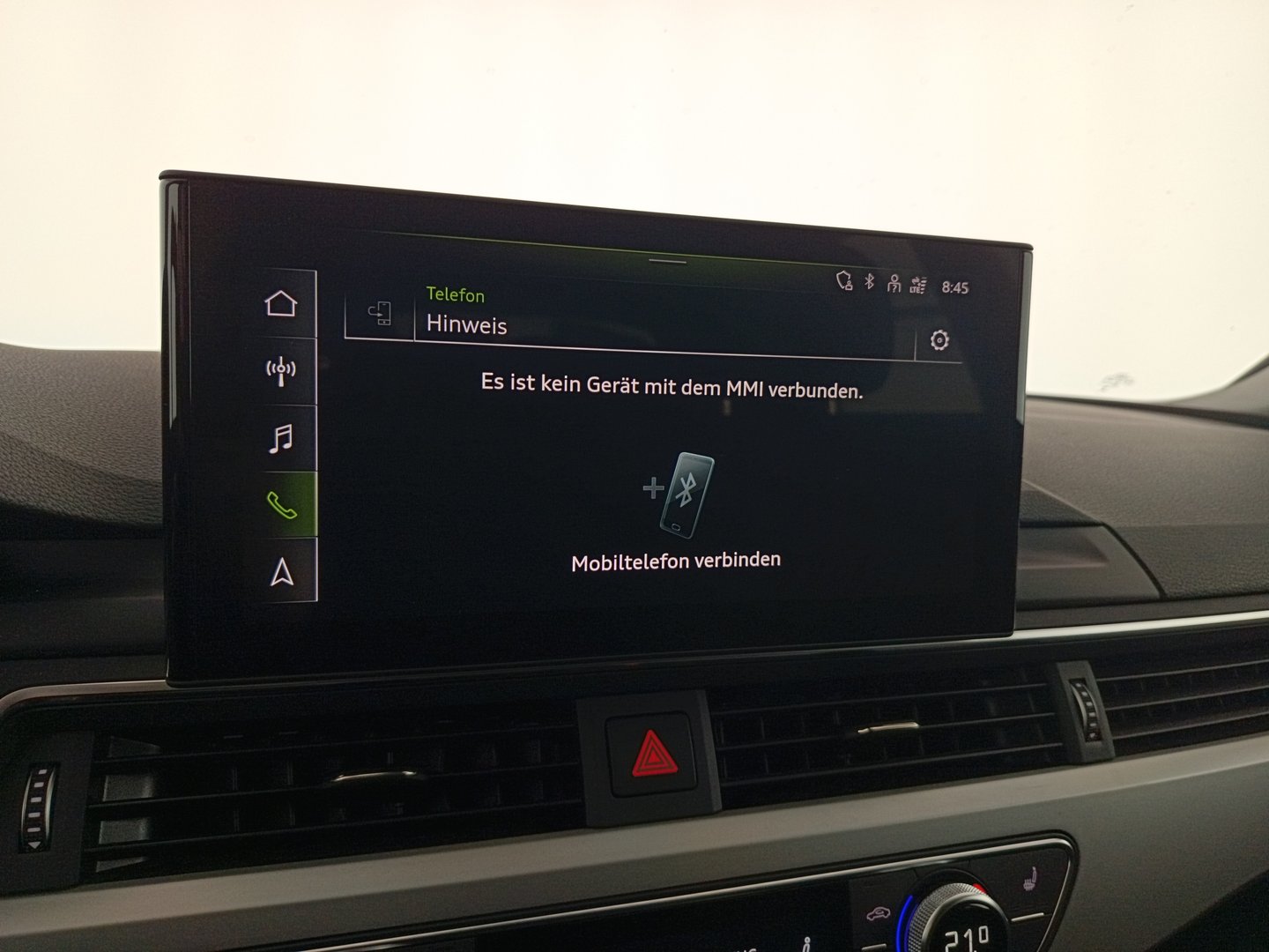 Audi A4 Avant 30 TDI advanced | Bild 28 von 36