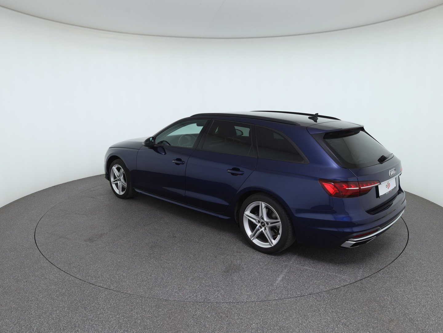 Audi A4 Avant 30 TDI advanced | Bild 7 von 36