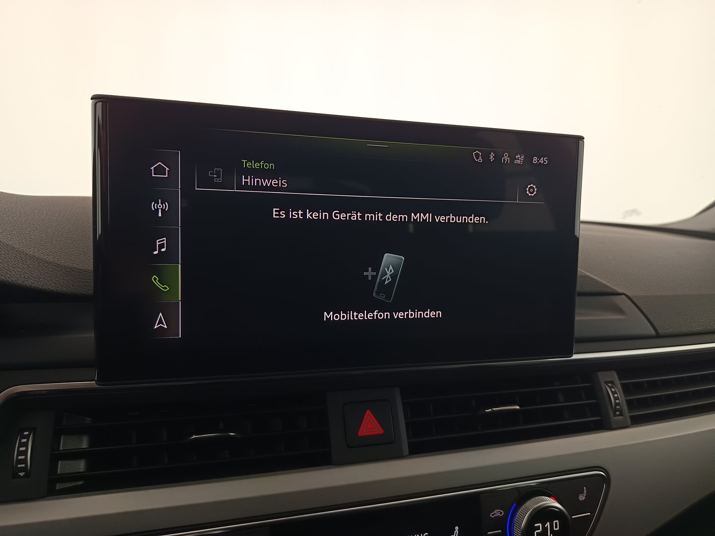 Audi A4 Avant 30 TDI advanced | Bild 27 von 36