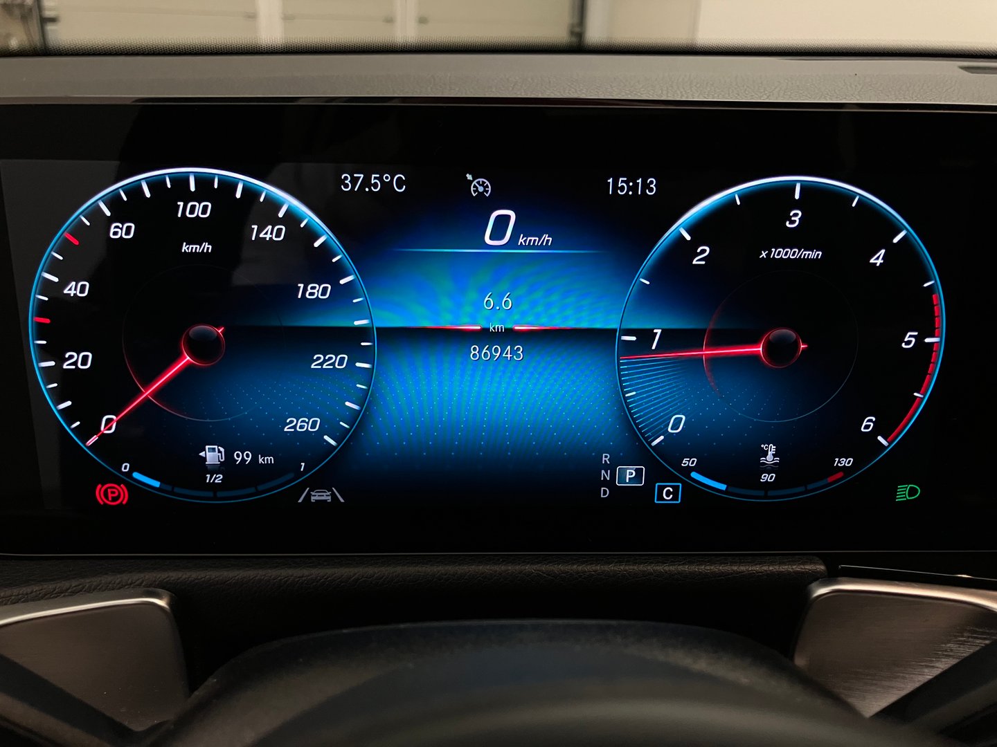 Mercedes GLB 200 d Aut. | Bild 14 von 30