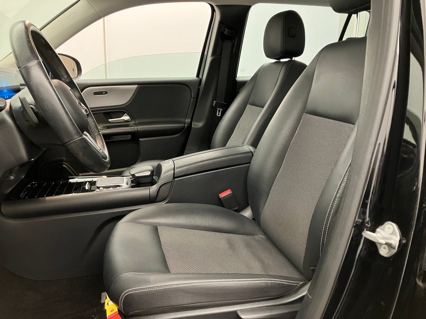 Mercedes GLB 200 d Aut. | Bild 11 von 30